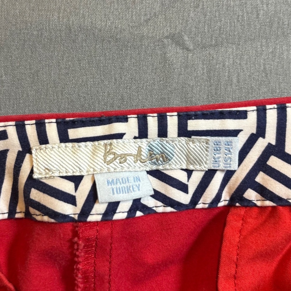 Boden Red Cropped Pants Women's Size 18R Straight Leg Casual Office - Picture 6 of 9